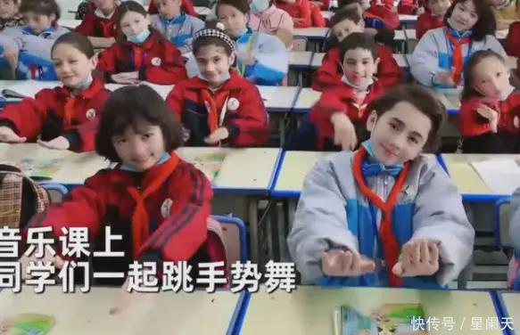 天博新疆支教老师拍下全班学生颜值比肩热巴娜扎堪称颜值天花板(图9)